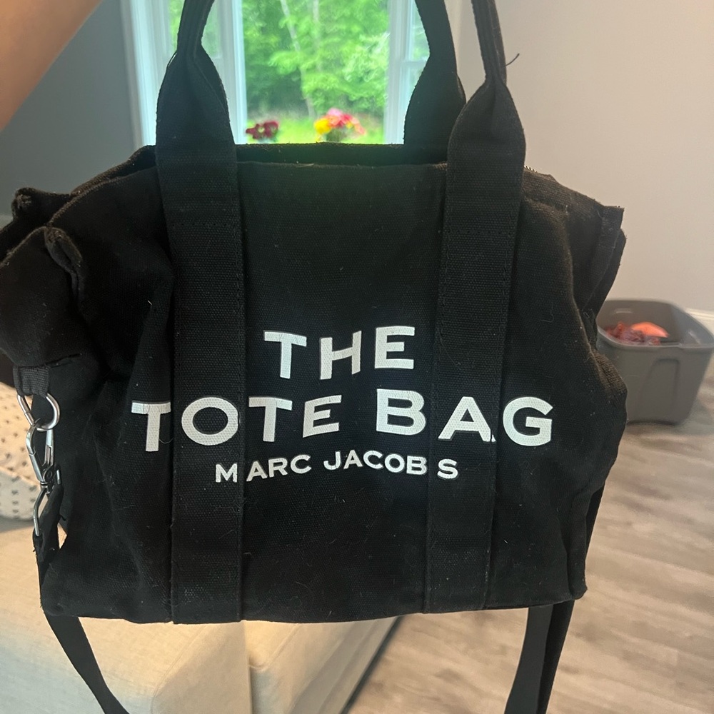 Marc Jacobs Black Canvas Tote Bold Design